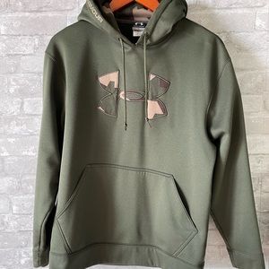 Under Armour green hoodie with camo features